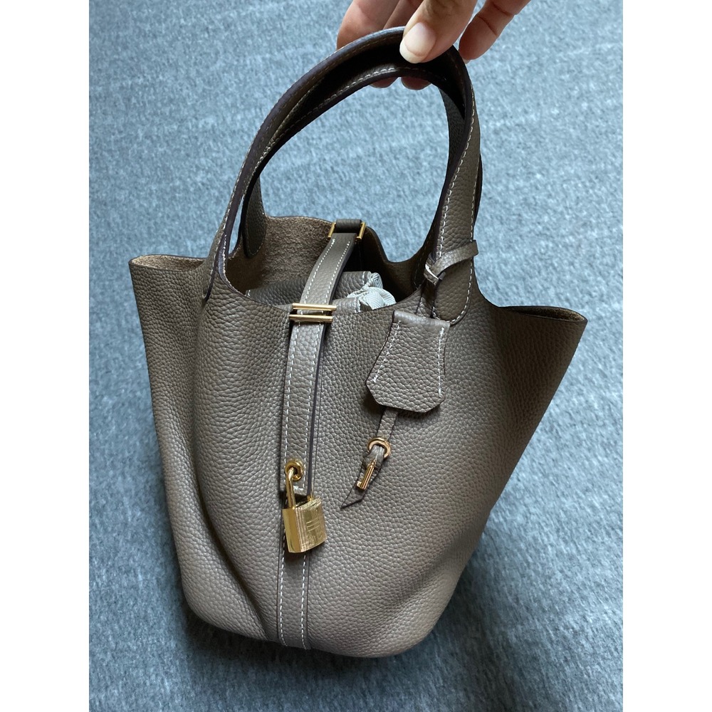 New Pebbled Leather Bucket Bag Taupe Gold Lock Key Tote with Pouch 7"x7"x5"
